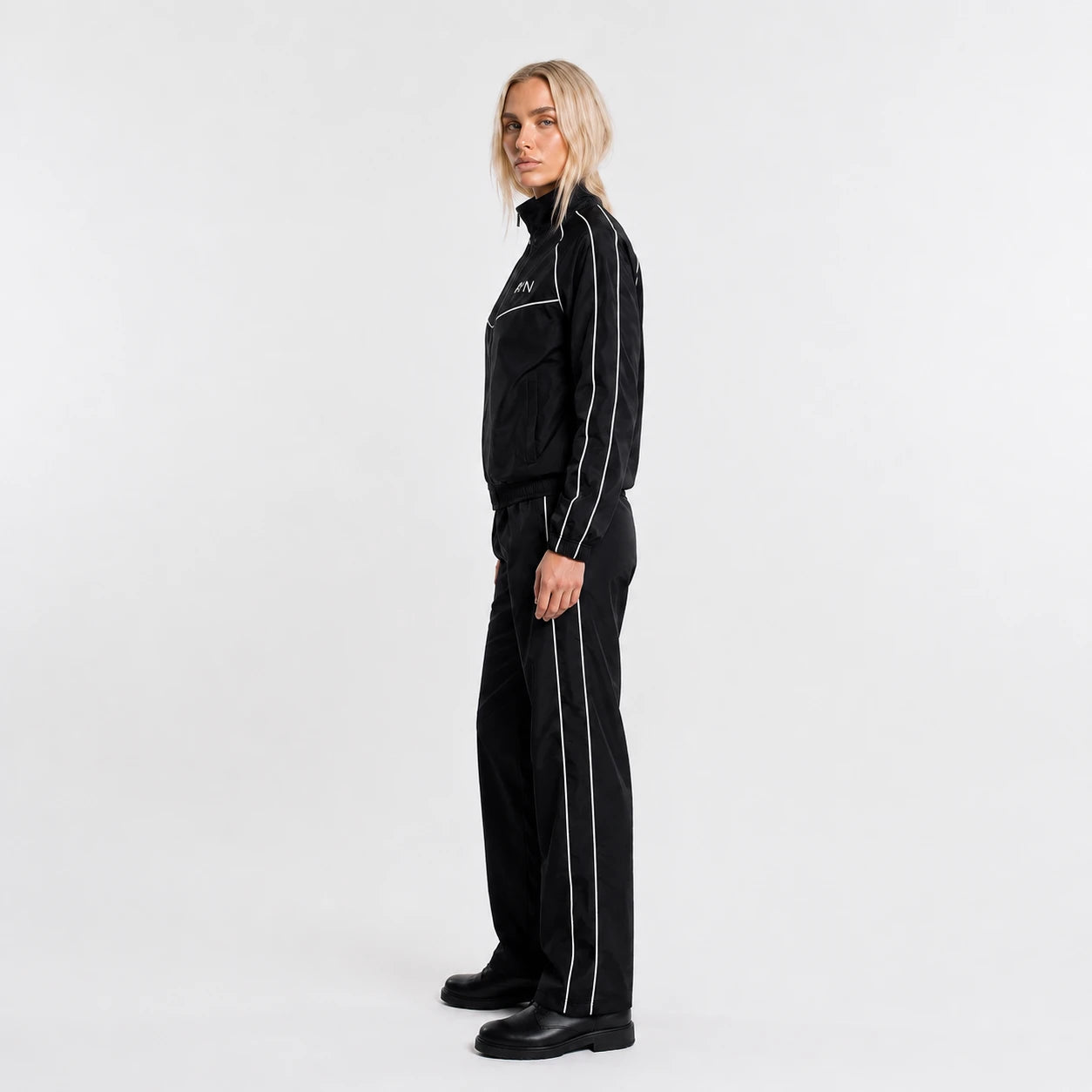 AYN Women’s Modest Tracksuit – Black Two-Piece Set with White Piping